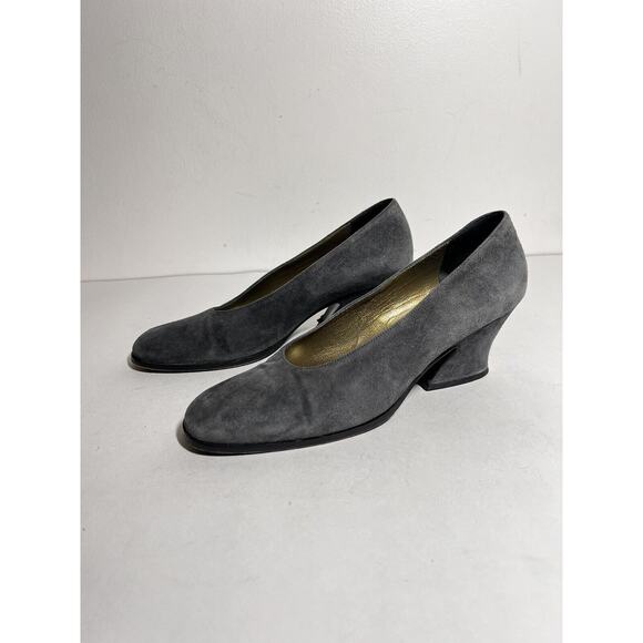 Yves Saint Laurent EUC Gray Suede 2.25" Heel Pump Dress Shoe Size 7.5 - Picture 1 of 6
